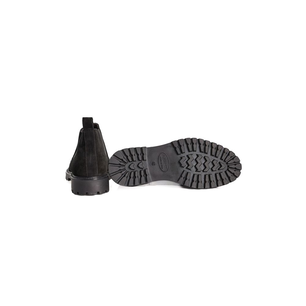 Black Calfskin Boot