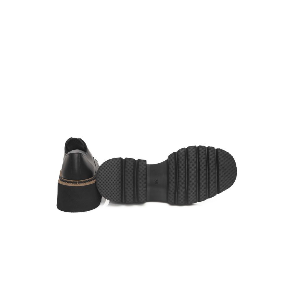Black Cowhide Shoe