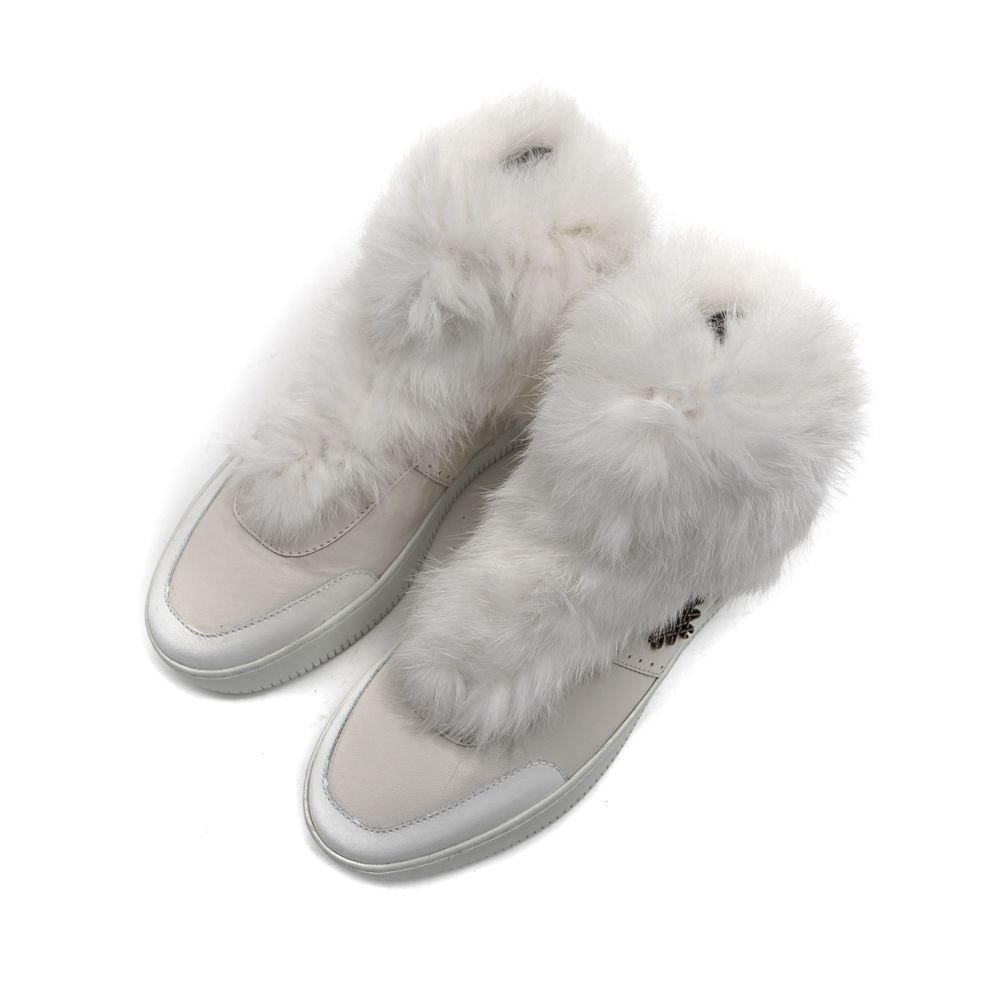 White Cotton Sneaker